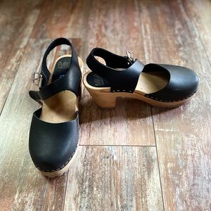 Black MIA clogs